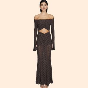 Foren Donna Off Shoulder Maxi Dress Espresso